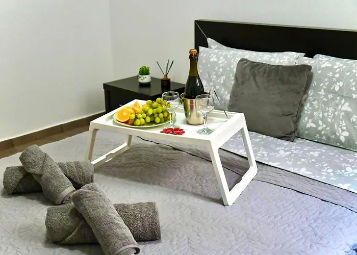 Olivia Apartment